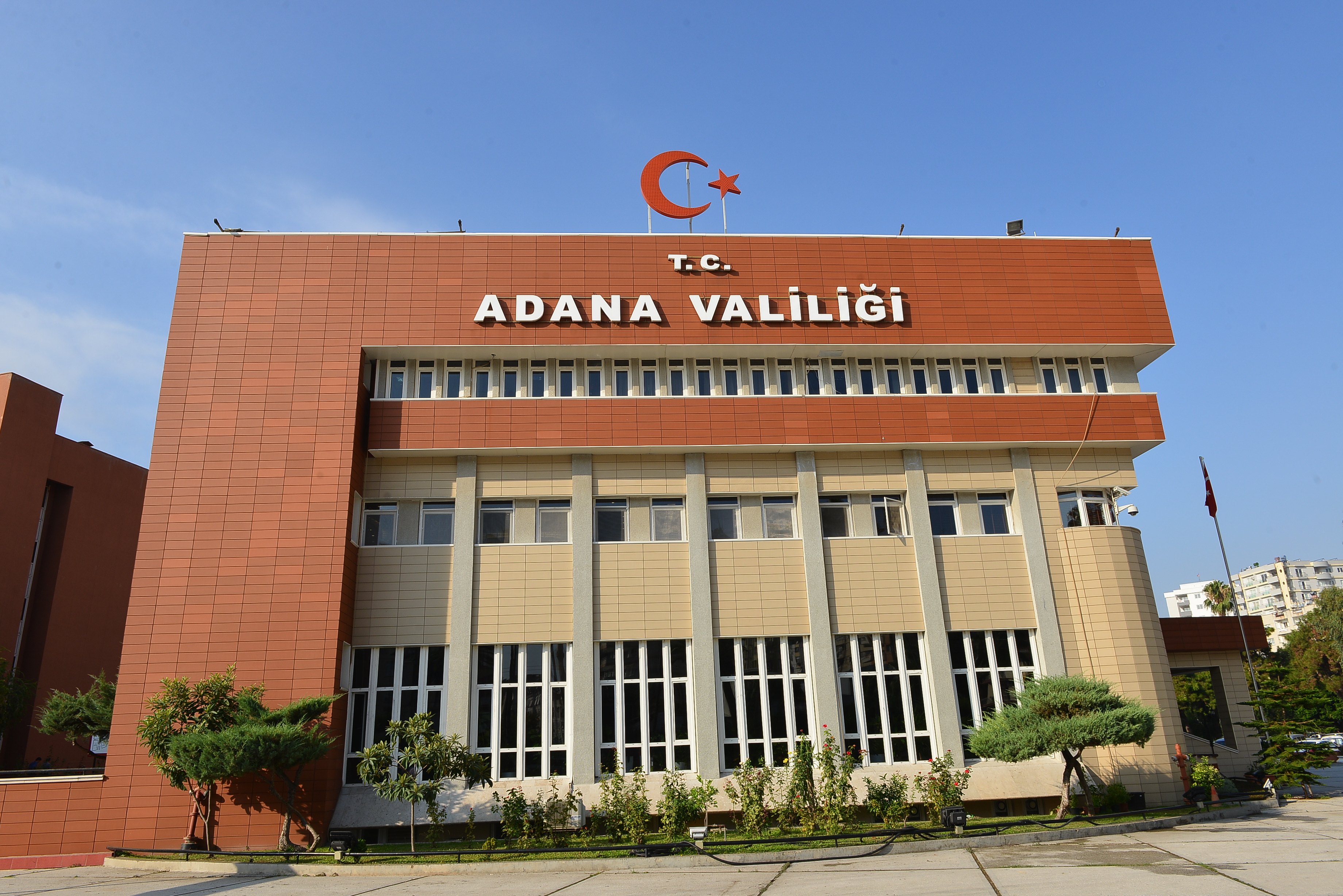 adana yüreğir kaymakamlığı telefon numarası